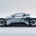 Innovatives Elektroauto mit transparentem Design, Fokus auf Technik und Nachhaltigkeit.