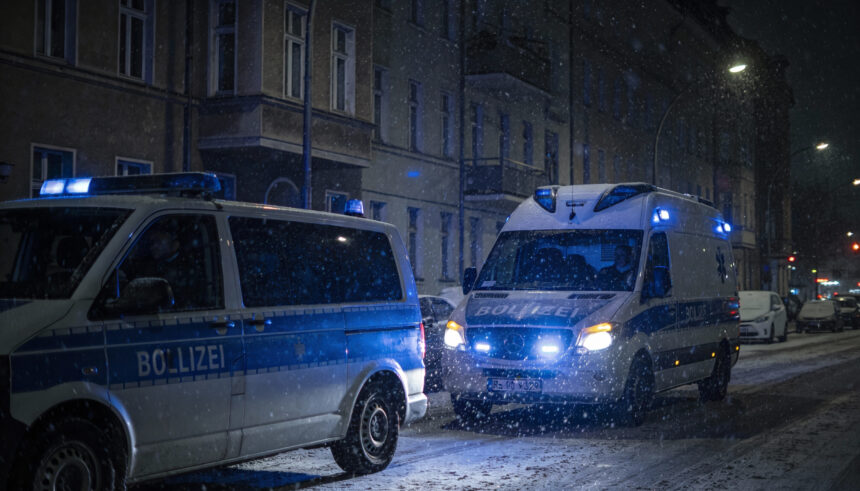 Blackout Berlin 2026: 45.000 Haushalte ohne Strom – Infos