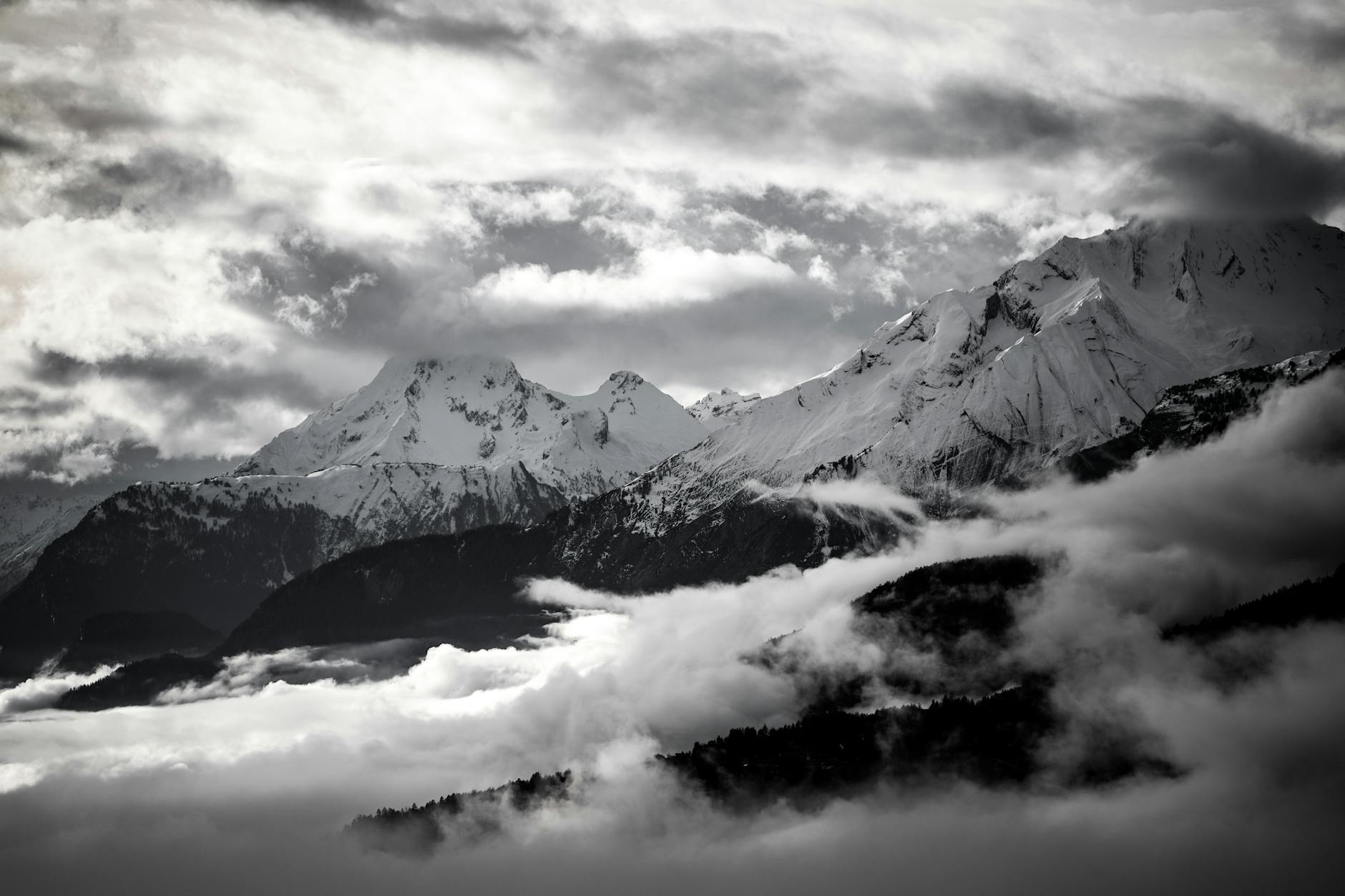 Illustration zu Brand Gedenkstätte Crans-montana