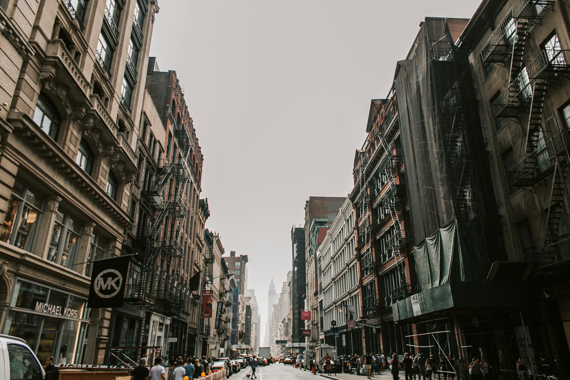 Illustration zu Michael Keaton Hasty Pudding