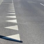 Haifischzähne Verkehrszeichen